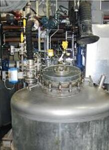 雷达液位计确保精确计量高压釜润滑剂生产1